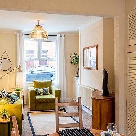 2 Bed, Up To 6 Guests Near Chester City Centre Esterno foto