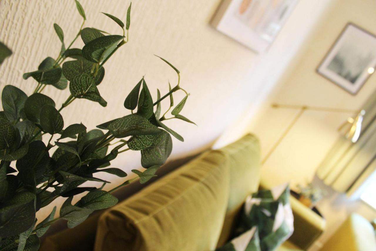 2 Bed, Up To 6 Guests Near Chester City Centre Esterno foto