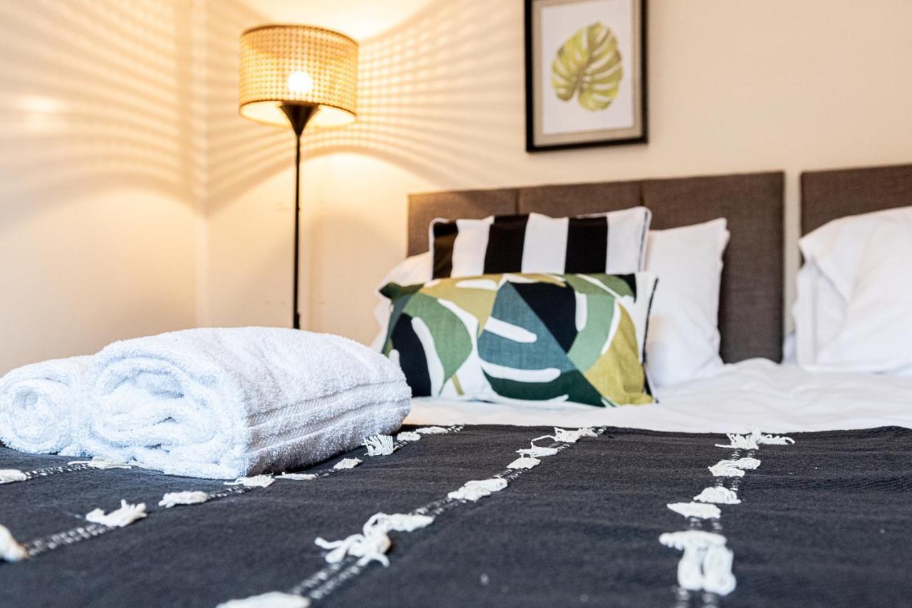 2 Bed, Up To 6 Guests Near Chester City Centre Esterno foto