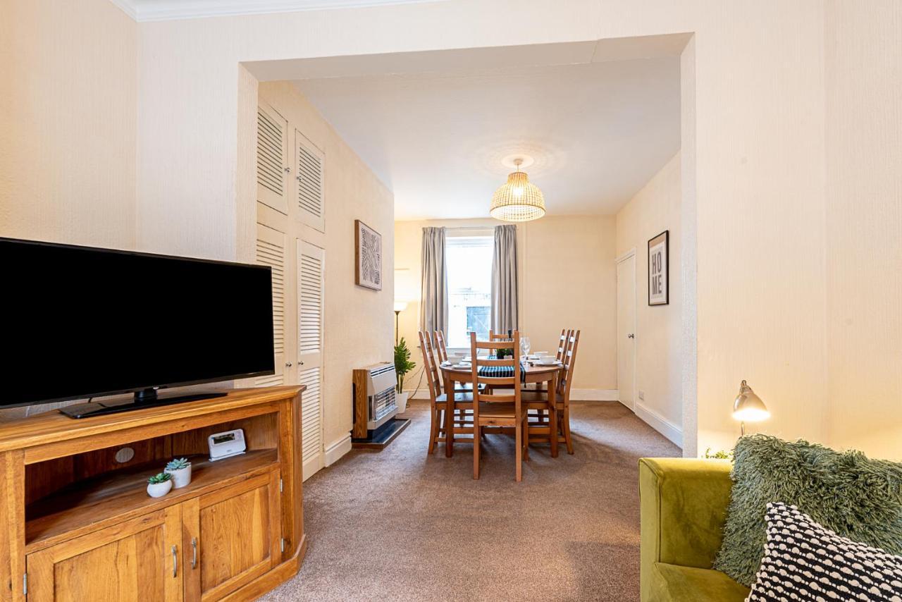 2 Bed, Up To 6 Guests Near Chester City Centre Esterno foto